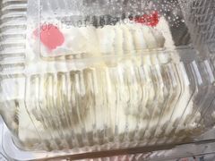 -红宝石·鲜奶小方·海派西点房(金杨店)