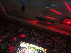 -盛世豪情量贩式KTV(九洲创意园店)