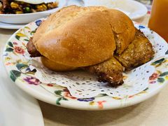 猪扒包-喜莲咖啡