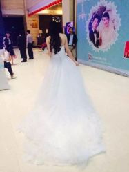 lisamoon婚纱礼服高级定制-Lisamoon礼慕纱婚纱礼服高级定制