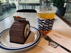 草莓巧克力卷-Juicy Bakery(瑞景店)