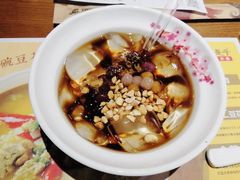 小丸子冰粉-渝是乎酸菜鱼(龙旗购物中心店)