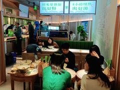 大堂-百春原湖南牛肉粉(百联世纪店)