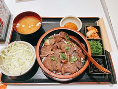 蒜蓉黄油横膈膜烧肉饭-牛邸·烧肉饭(来福士店)