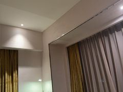 -上海虹桥西郊假日酒店