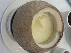 原只椰皇炖燕窝-稻香(汉街店)