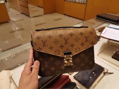 -LV路易威登(时代广场店)