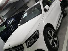 -奔驰上海利星(七宝店)