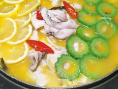 -山城外·非遗酸菜鱼(蜀都万达店)