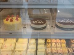 -红宝石·鲜奶小方·海派西点房(南丹店)