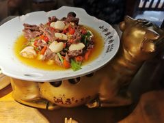 -洞庭土菜小炒馆(易发广场店)