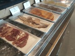 自助取餐区-荣誉国际酒店-云顶旋转餐厅