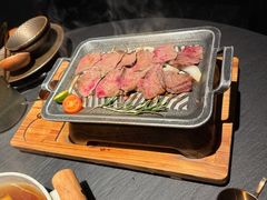 -蟹犇前•帝王蟹雪蟹(陆家嘴店)