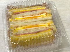 芝士火腿蛋三文治-圣安娜饼屋