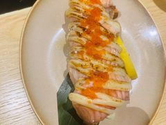 -枝魯枝魯自助料理