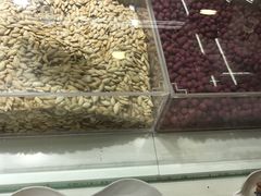 -琦王花生(南浦大桥沃尔玛店)