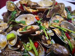 -鑫渔港海鲜本地菜·山海关浑锅(东戴河店)