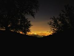 -鬼笑石后山停车场
