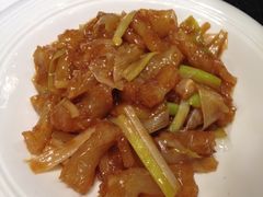 葱烧蹄筋-闫府私房菜·百年鲁菜(恒隆店)