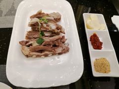 手抓羊肉-飞天大厦清真餐厅