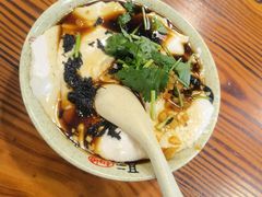 -禾诗夜市大饼油条(松江店)