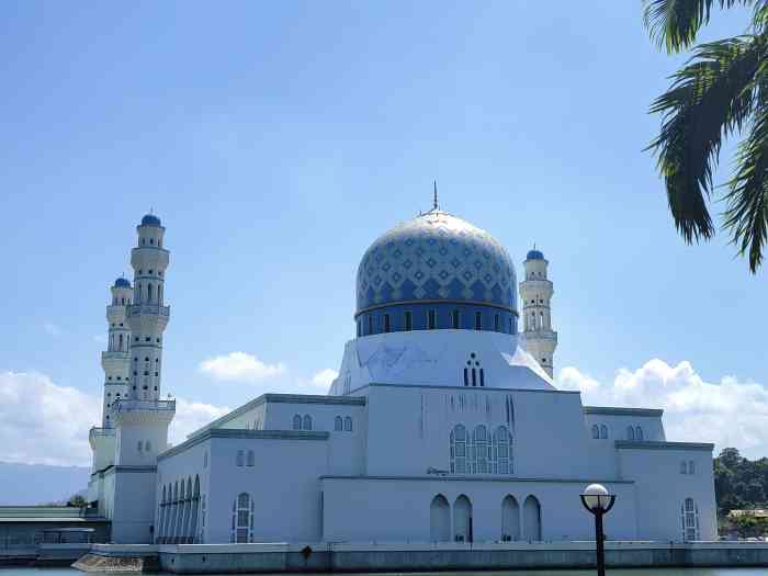 63人赞陈柏屹2022年1月4日打分公司组织年底旅游,这次来到马来西亚