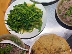 -大众跷脚牛肉馆·非遗传承单位(峨眉山店)