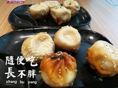 -小杨生煎(金山百联购物中心3楼店)