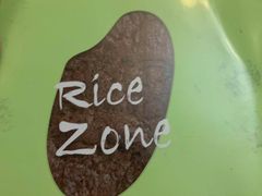 -RiceZone乐食尊纯米面包坊(望京店)