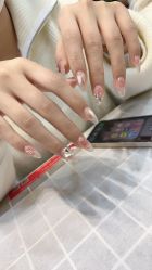 -UGIRL有个美甲