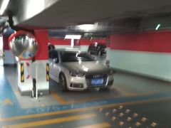 -金虹桥国际中心·停车场