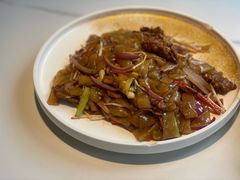 干炒牛河-粤香村(清真川菜店)