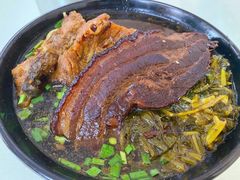 -小龙大肉面馆