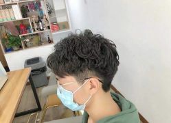 -朗峰专业美发沙龙