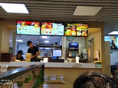 -华莱士炸鸡汉堡(崇文门搜秀城店)