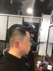 -纯剪男士理发馆·烫染专业店