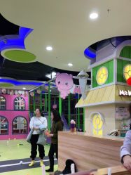 -菲菲羊乐园(临平银泰城店)