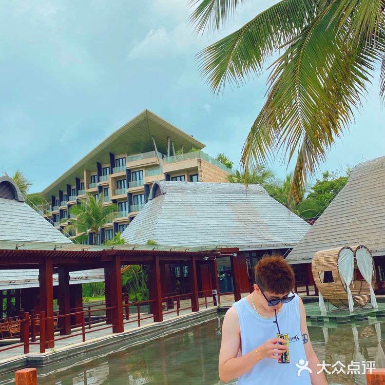 三亚沿江黎家宴｜一生必吃的海南菜 