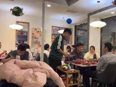 -毛辣果·贵州红酸汤牛肉火锅(西单店)