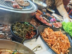 -啊美丽炭火烤肉(滑翔一店)