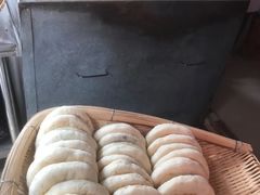 -眼镜粑粑