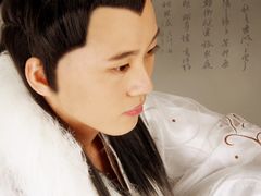 -九月鹰飞汉服摄影工作室