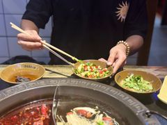 -宽板凳老灶火锅(南礼士路店)