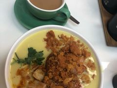 -缅华南国小食店