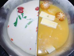 红颜花胶鸡锅-湊湊火锅·茶憩(上海合生汇店)