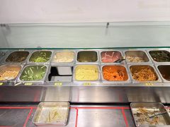 -包整·丝娃娃(一览甲秀楼风景店)