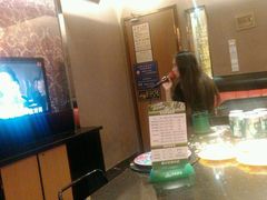 -嘉年华KTV(人民路店)