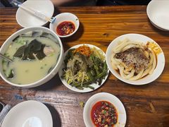 -中和裴氏蹄花(府河路店)