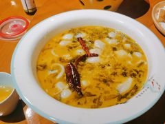 -有红鸡毛店·川菜(建设路店)