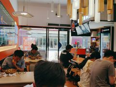 -狼狼一碗螺蛳粉·24小时营业